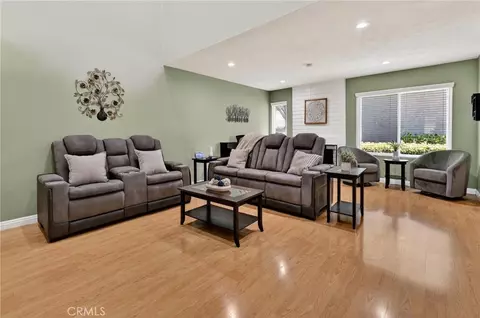 25 Cheyenne, Irvine, CA 92604