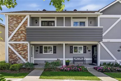 3342 Bradbury Rd #20, Los Alamitos, CA 90720