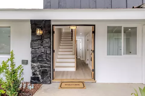 Entry Way - 4809 E Wasatch, Anaheim, CA 92807 photo 2 of 3