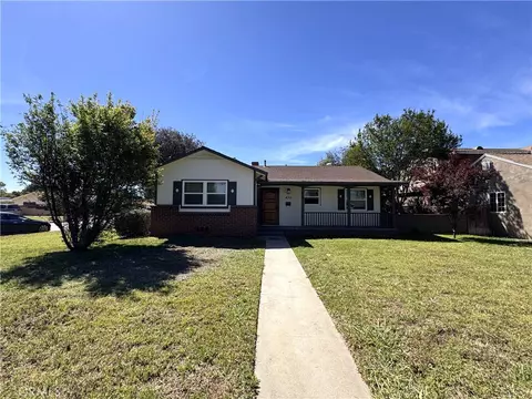 430 N Leland, West Covina, CA 91790