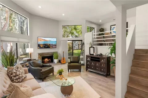152 N Singingwood, Orange, CA 92869
