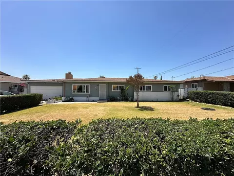 411 E Jackson, Rialto, CA 92376 photo 3