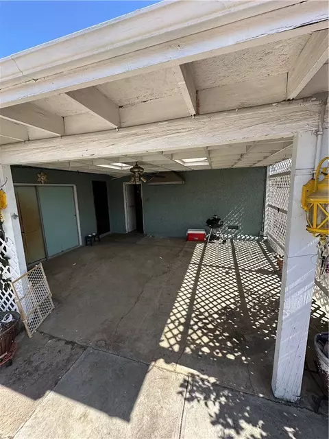 411 E Jackson, Rialto, CA 92376 photo 12