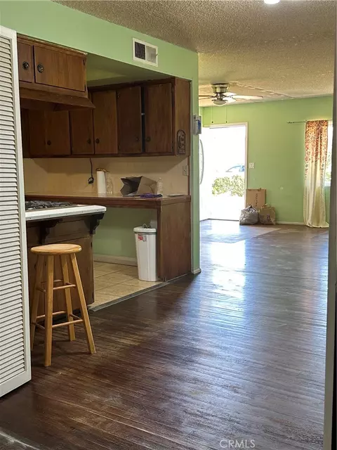 411 E Jackson, Rialto, CA 92376 photo 6
