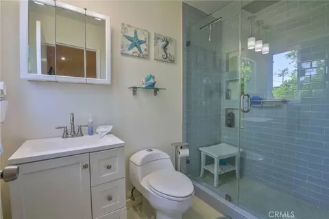 Bath - 19309 Tillman, Carson, CA 90746 photo 1 of 3
