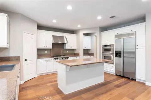 Kitchen - 45000 Vine Clf, Temecula, CA 92592 photo 1 of 2