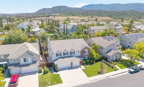 View/Area - 45000 Vine Clf, Temecula, CA 92592 photo 2 of 6