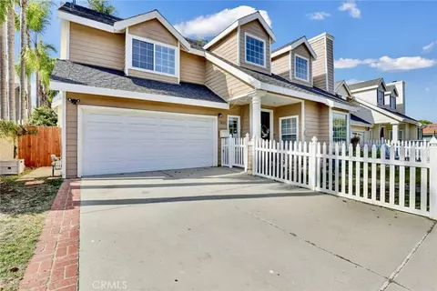 1813 Huntington St, Huntington Beach, CA 92648