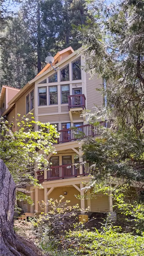 Exterior - 24782 Altdorf, Crestline, CA 92325 photo 9 of 9