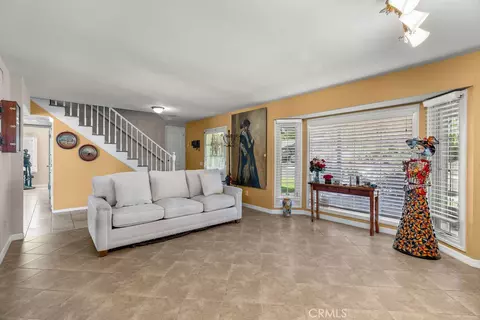 5444 Peacock Ln, Riverside, CA 92505