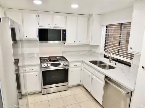 2510 E Willow #102, Signal Hill, CA 90755