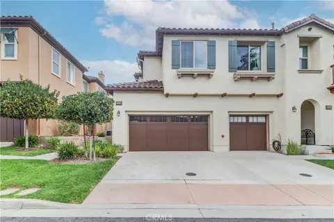 6860 Ivy Crk, Moorpark, CA 93021