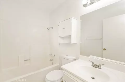 Bath - 446 Fallingstar, Irvine, CA 92614 photo 1 of 2