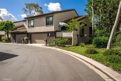 570 Old Ranch Rd #17, Seal Beach, CA 90740