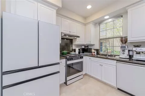 Kitchen - 151 Silverado, Irvine, CA 92618 photo 4 of 4