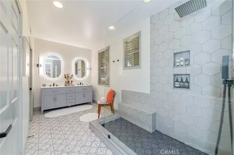 151 Silverado, Irvine, CA 92618