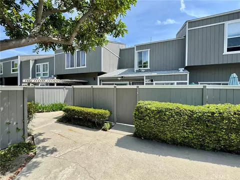 2910 S Greenville #H, Santa Ana, CA 92704