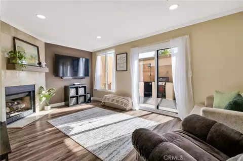 950 W Lambert Rd #30, La Habra, CA 90631