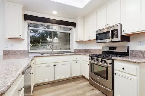 Kitchen - 2316 Cascade, Tustin, CA 92782 photo 2 of 4