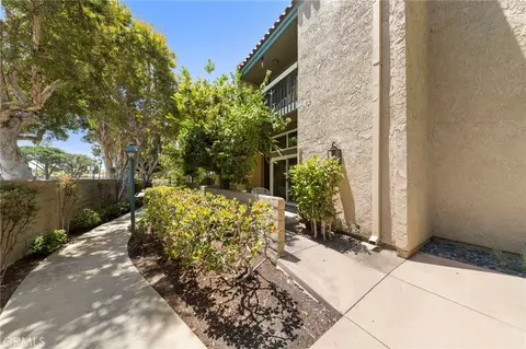 1028 Palo Verde Ave, Long Beach, CA 90815