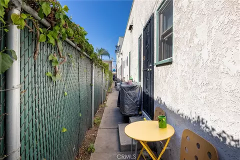 Exterior - 1738 E 4th St #15, Long Beach, CA 90802 photo 6 of 10