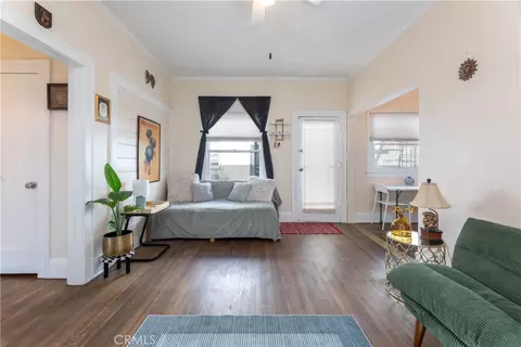 1738 E 4th St #15, Long Beach, CA 90802