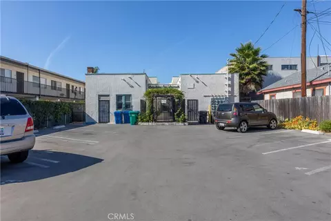 Exterior - 1738 E 4th St #15, Long Beach, CA 90802 photo 8 of 10