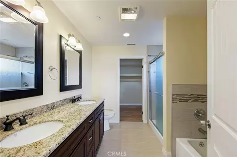 Bath - 1050 E 5th, Long Beach, CA 90802 photo 1 of 2