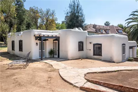 Exterior - 1615 Halsey St, Redlands, CA 92373 photo 13 of 25
