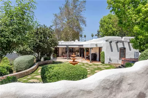 Exterior - 1615 Halsey St, Redlands, CA 92373 photo 8 of 25