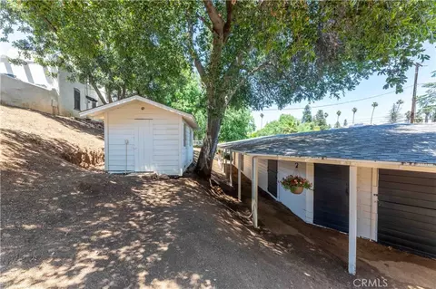 Exterior - 1615 Halsey St, Redlands, CA 92373 photo 17 of 25