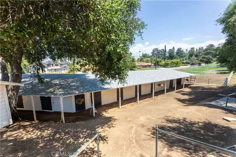 Exterior - 1615 Halsey St, Redlands, CA 92373 photo 6 of 25