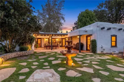 Exterior - 1615 Halsey St, Redlands, CA 92373 photo 3 of 26