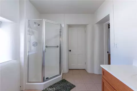 Bath - 1615 Halsey St, Redlands, CA 92373 photo 10 of 10