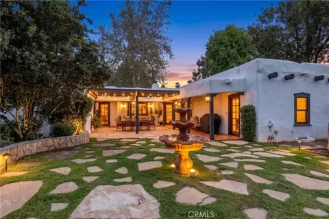 Exterior - 1615 Halsey St, Redlands, CA 92373 photo 2 of 25