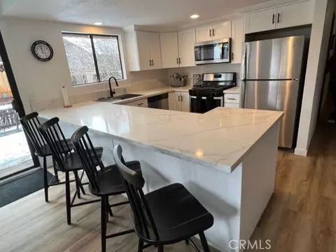 1011 Mount Whitney, Big Bear City, CA 92314