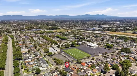 View/Area - 6926 E Peabody, Long Beach, CA 90808 photo 11 of 12
