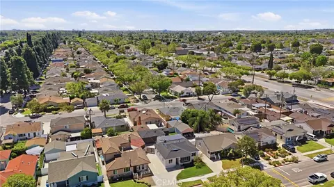 View/Area - 6926 E Peabody, Long Beach, CA 90808 photo 6 of 12