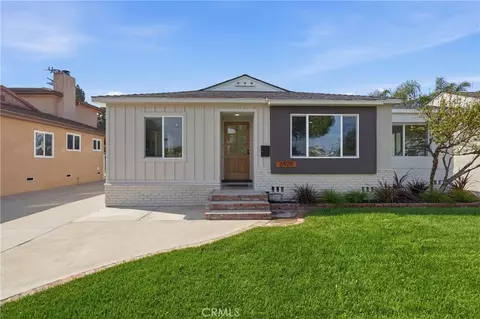 Exterior - 6926 E Peabody, Long Beach, CA 90808 photo 2 of 5