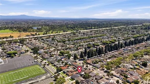 View/Area - 6926 E Peabody, Long Beach, CA 90808 photo 9 of 12