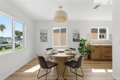Dining - 6926 E Peabody, Long Beach, CA 90808 photo 2 of 2