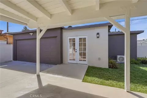 Exterior - 6926 E Peabody, Long Beach, CA 90808 photo 5 of 5