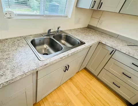 Kitchen - 16778 Lawson Valley Rd, Jamul, CA 91935 photo 4 of 4