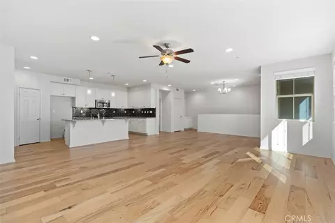 1370 Clementine Way, Fullerton, CA 92833