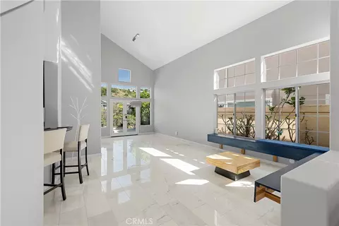 Living - 6807 E Pinnacle Pointe, Orange, CA 92869 photo 2 of 3