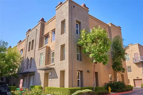 180 Village Ct, Fullerton, CA 92832