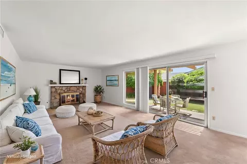 Living - 7970 E Ring St, Long Beach, CA 90808 photo 3 of 7