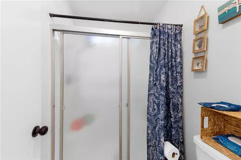 Bath - 4369 Heather Cir, Chino, CA 91710 photo 2 of 4