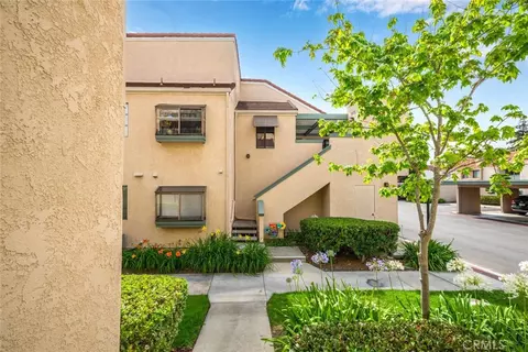 3572 W Stonepine Ln #F, Anaheim, CA 92804