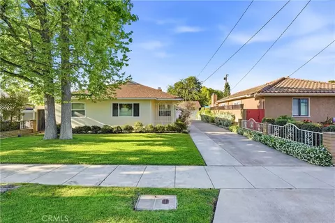 713 E Sycamore, Orange, CA 92866